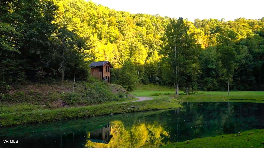 House in Surgoinsville, Tennessee, United States 3 - 18968930