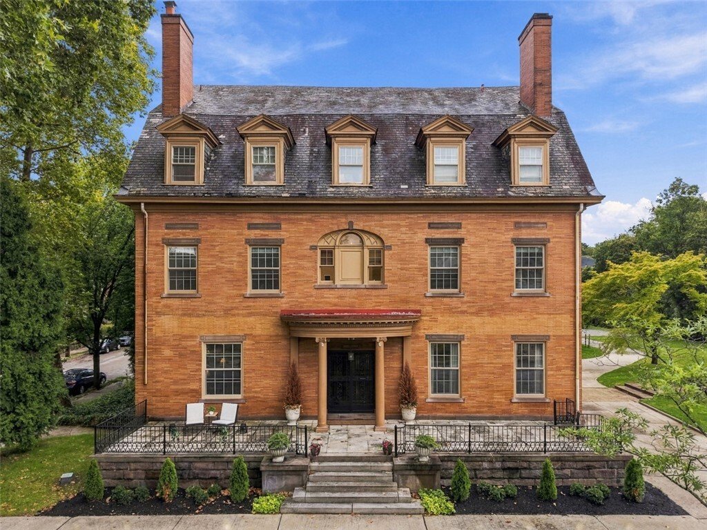 House in Pittsburgh, Pennsylvania, United States 1 - 18975296