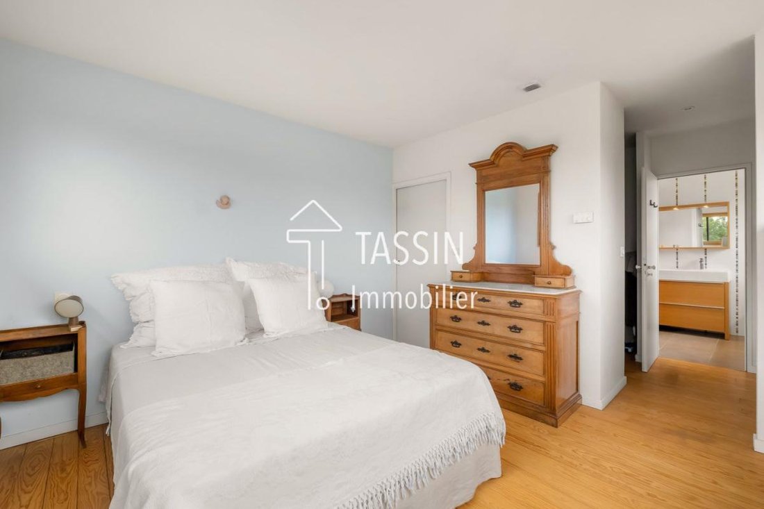Villa in Tassin le Bourg, Tassin-la-Demi-Lune, France 4 - 18971121