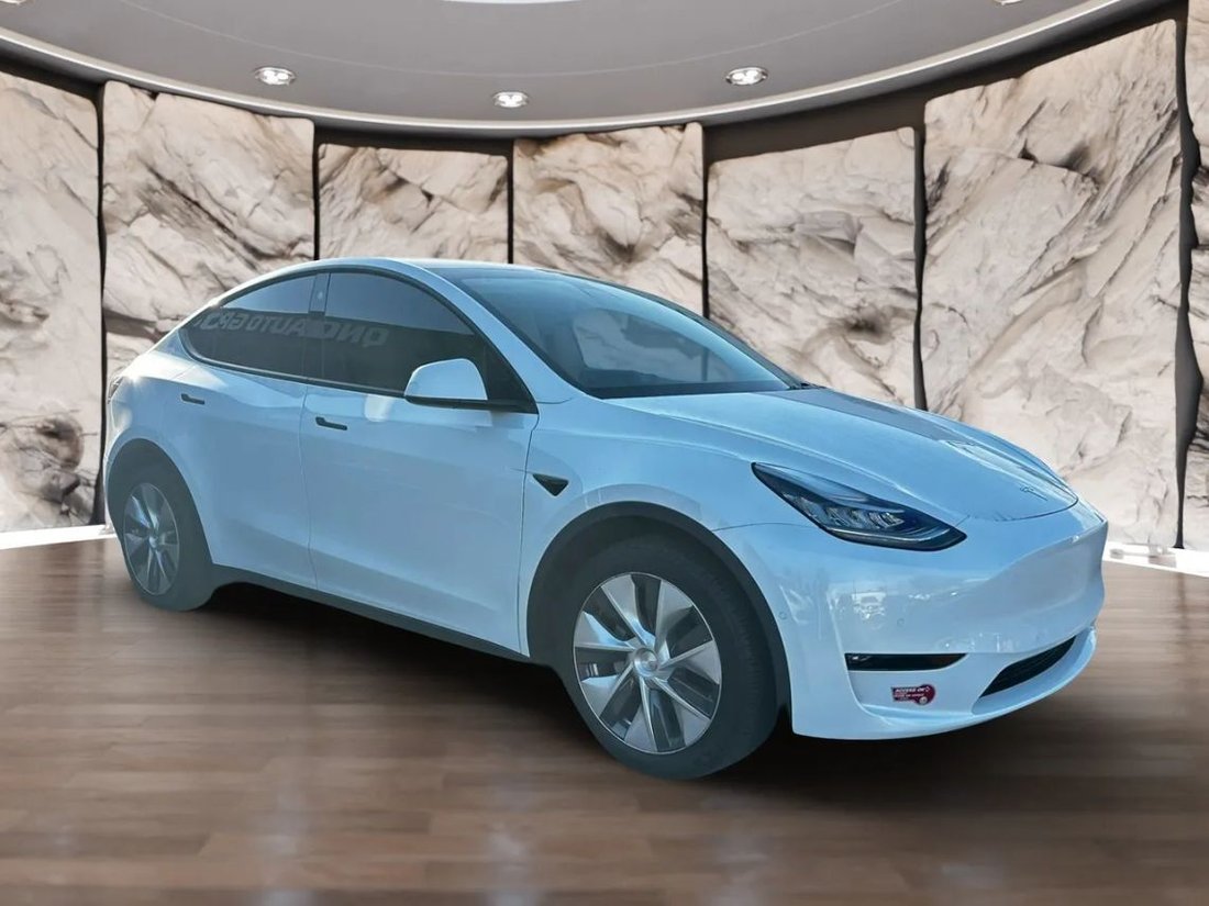 Suv in Ontario, CA, United States 3 - 18972107