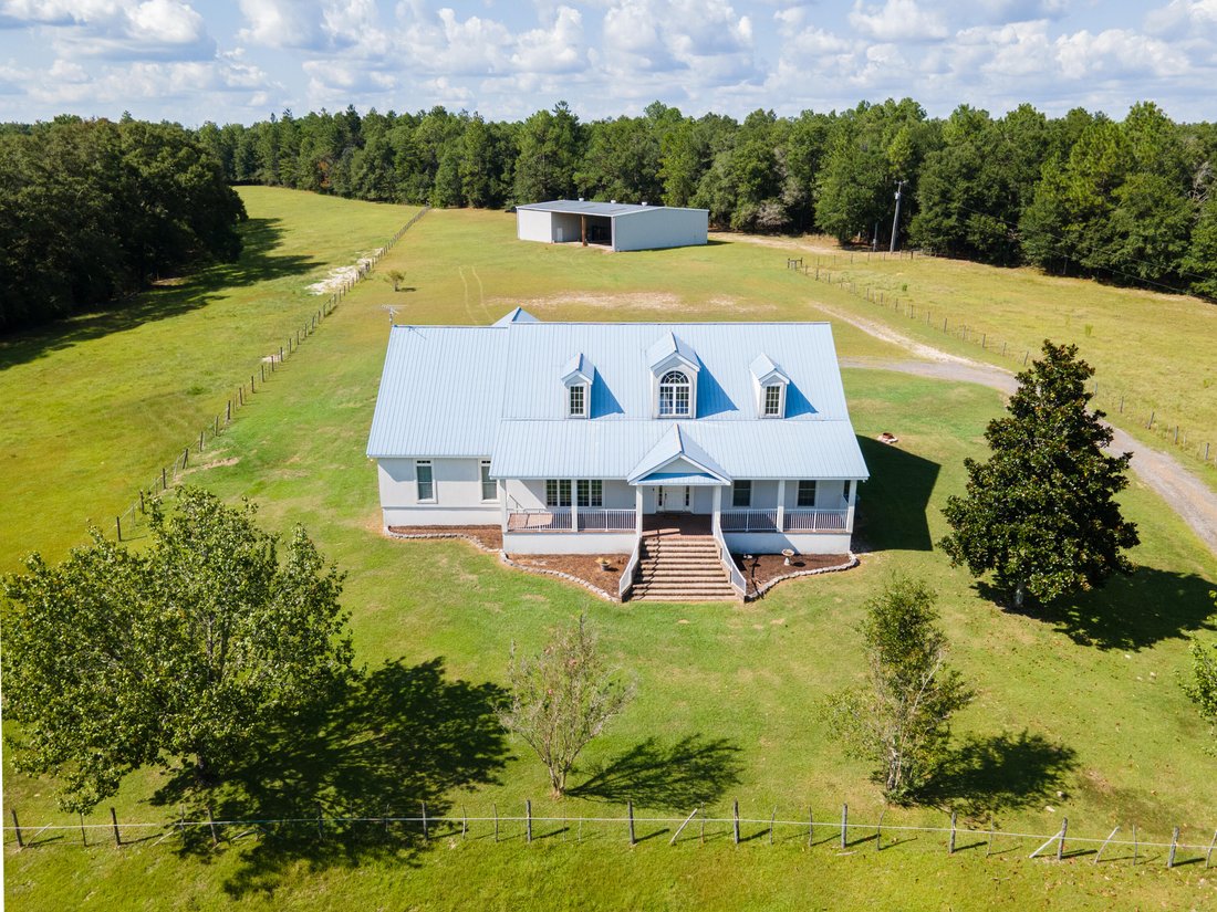 Farm Ranch in DeFuniak Springs, Florida, United States 1 - 18967212