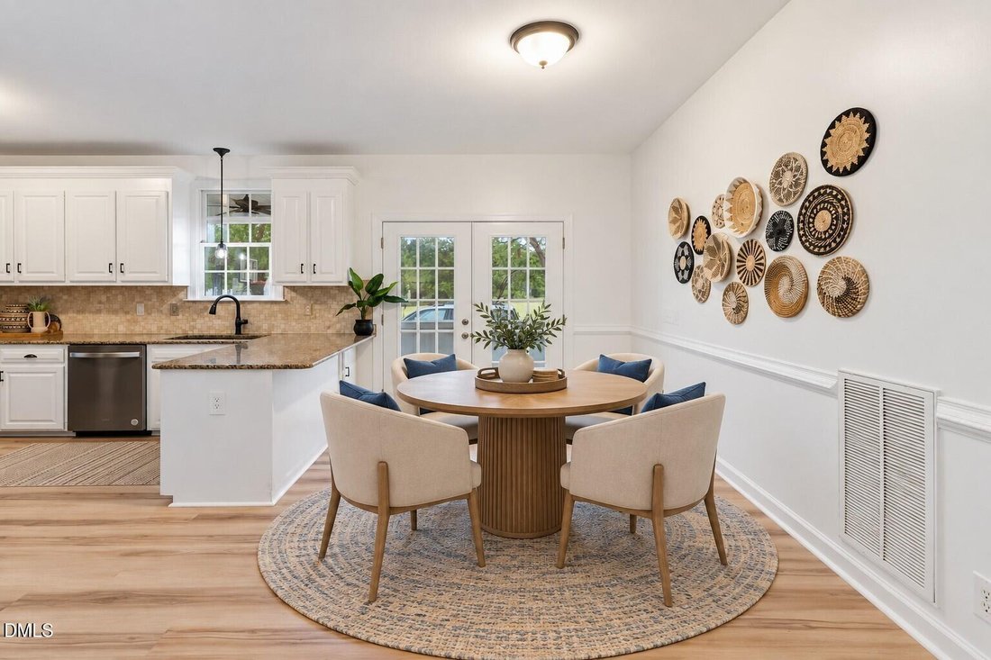 House in Fuquay-Varina, North Carolina, United States 5 - 18970040