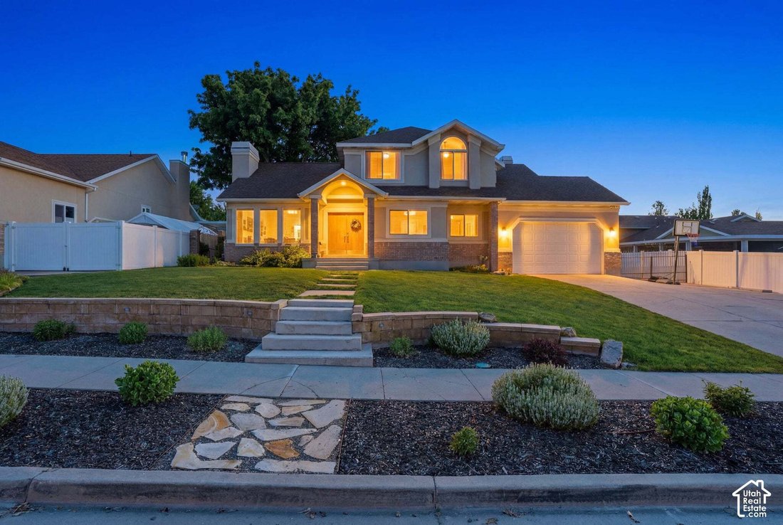 House in Sandy, Utah, United States 1 - 18152101