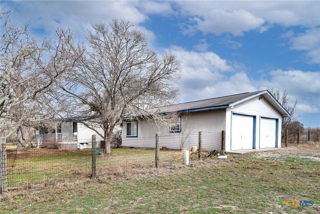 Seguin, Texas, United States 4 - 18969419
