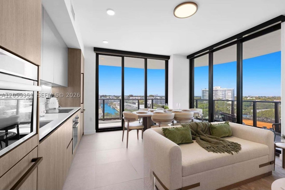 Condo in Miami Beach, Florida, United States 1 - 18976262