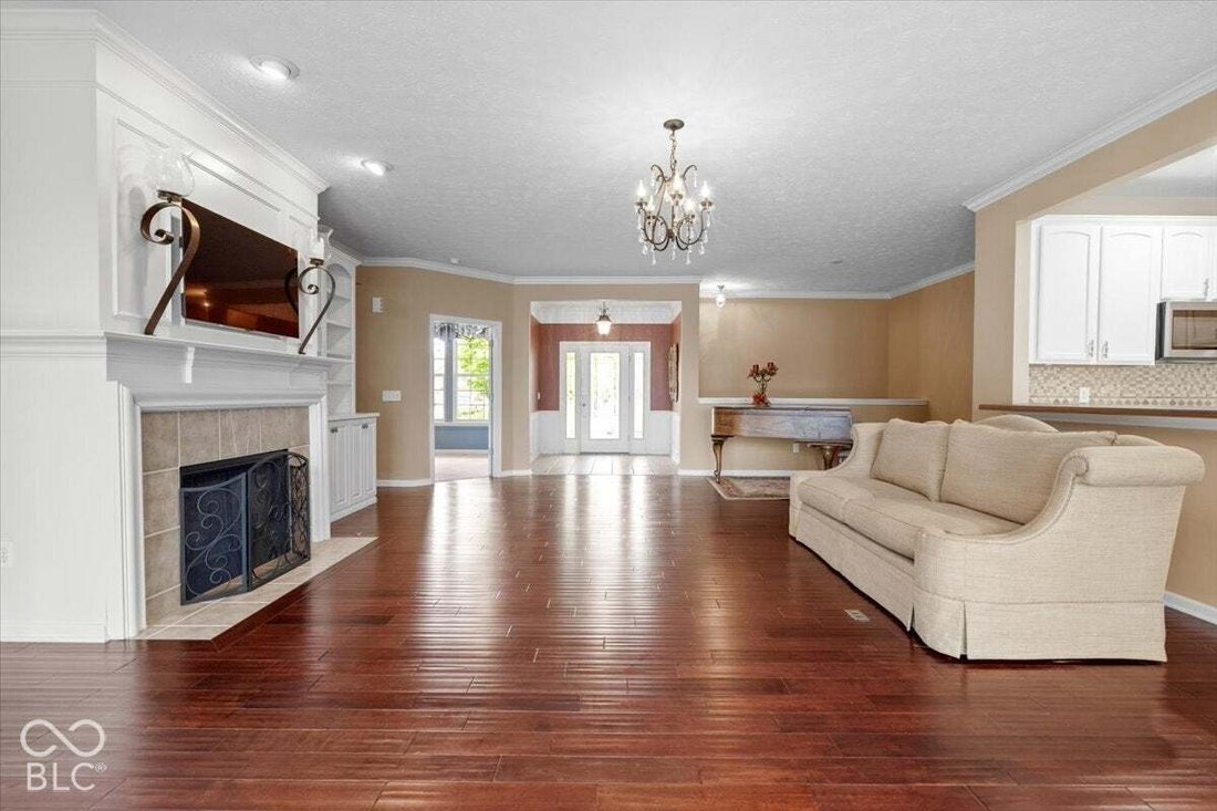 House in Zionsville, Indiana, United States 5 - 18964799