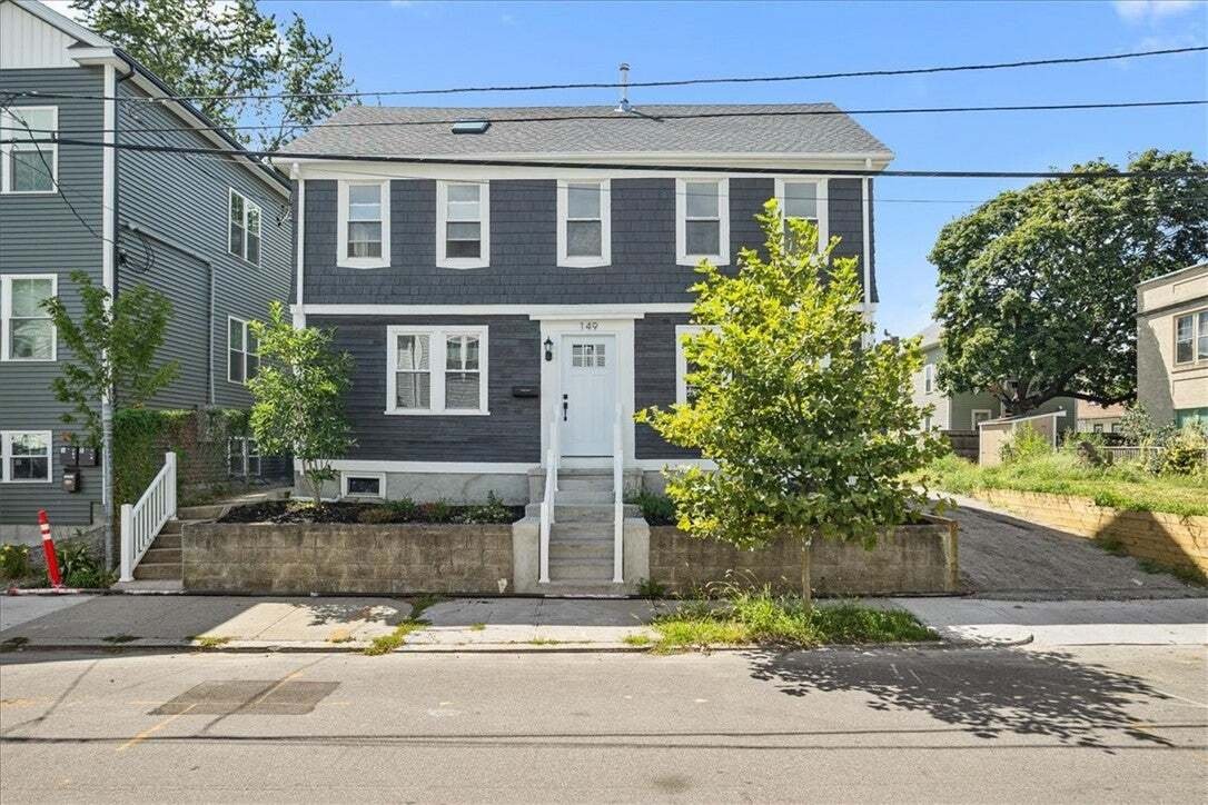Cranston, Rhode Island, United States 1 - 18969433