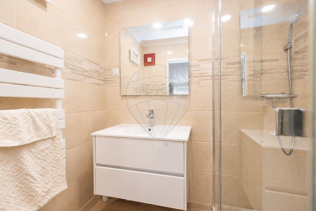 Apartment in Massama e Monte Abraao, Lisbon, Portugal 2 - 18976212