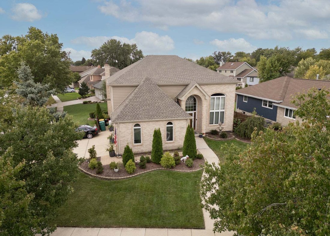 House in Lemont, Illinois, United States 2 - 18970248