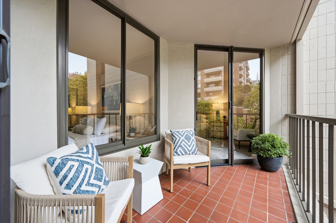 Condo in San Francisco, California, United States 5 - 18973410