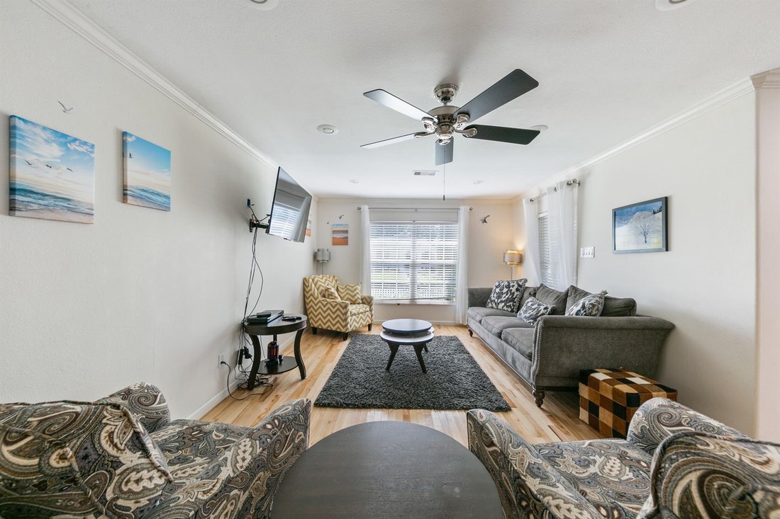 House in Galveston, Texas, United States 5 - 18965536