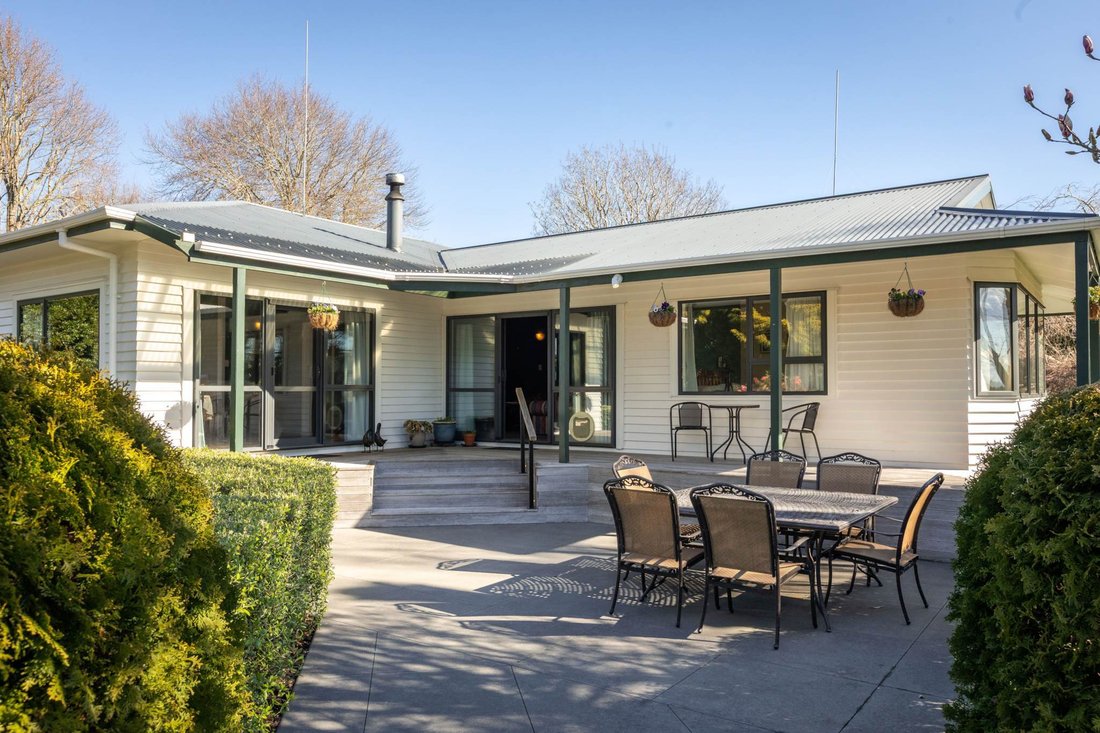 House in Aongatete, Bay of Plenty, New Zealand 2 - 18397890