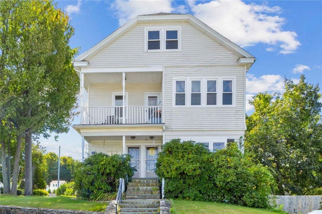 North Providence, Rhode Island, United States 1 - 18977484