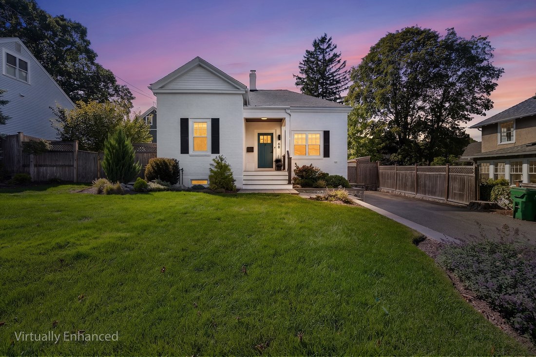 House in Medford, Massachusetts, United States 1 - 18965669