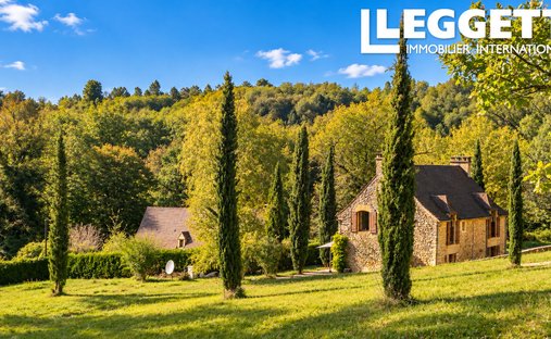 House in Proissans, Nouvelle-Aquitaine, France 1