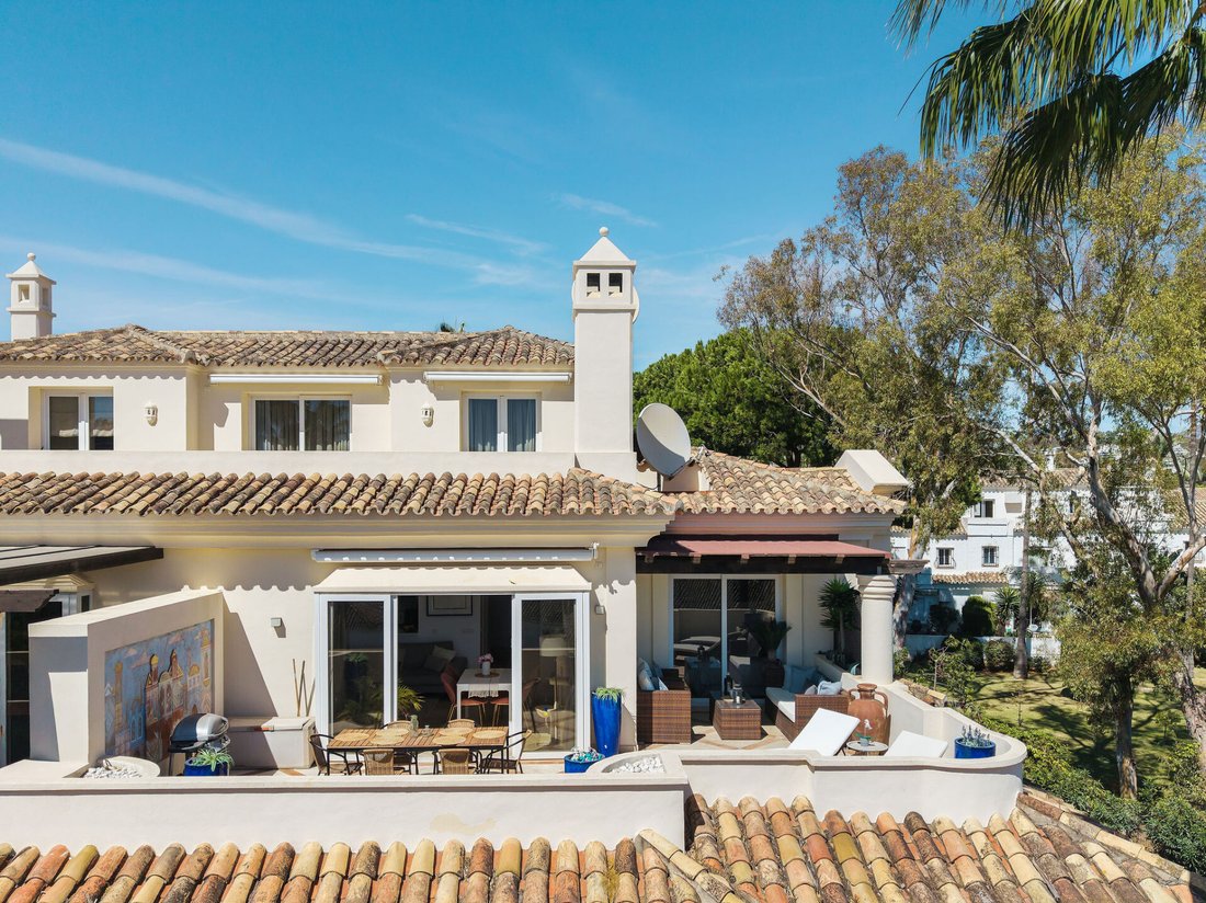 Penthouse in Nueva Andalucia, Marbella, Spain 2 - 13428566