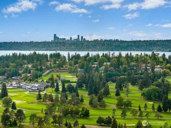 House in Bellevue, Washington, United States 2 - 18973212