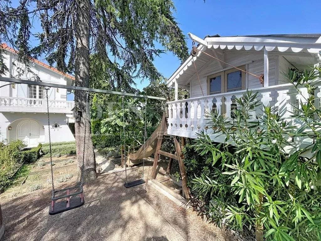 House in Fontmerle, Antibes, France 5 - 18812963