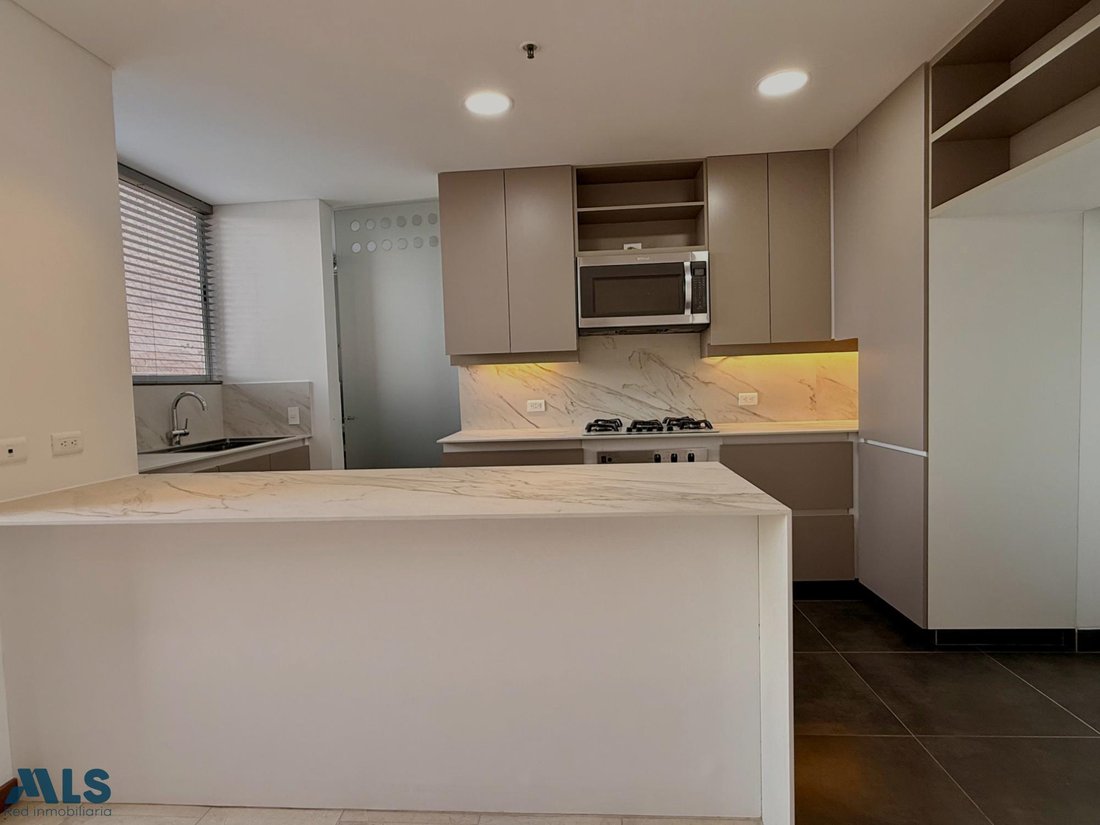 Apartment in Medellín, Antioquia, Colombia 3 - 18979149