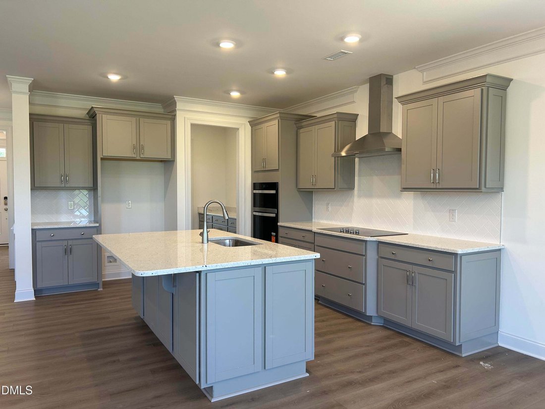 House in Four Oaks, North Carolina, United States 4 - 18395021