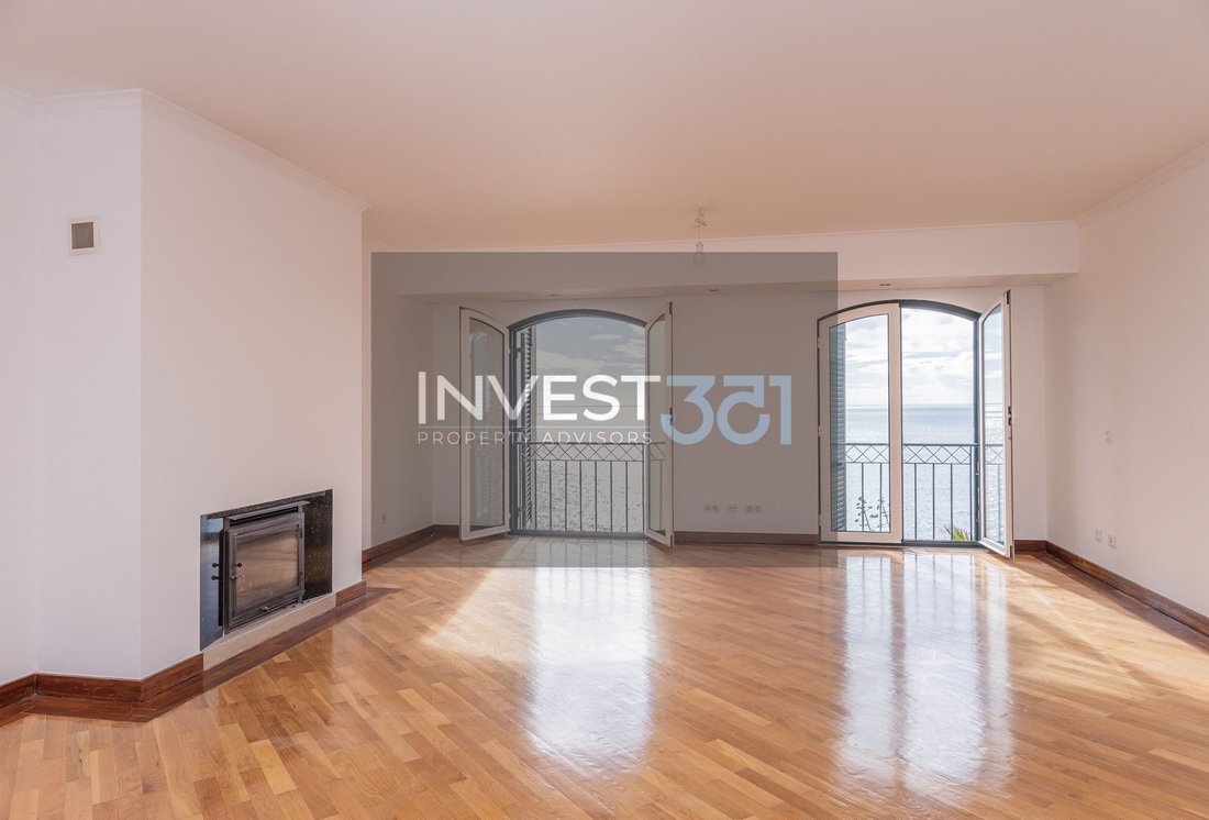 Apartment in Carcavelos e Parede, Lisbon, Portugal 3 - 18971125