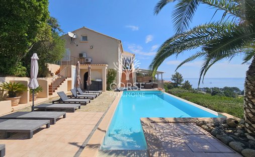 House in Sari-Solenzara, Corsica, France 1