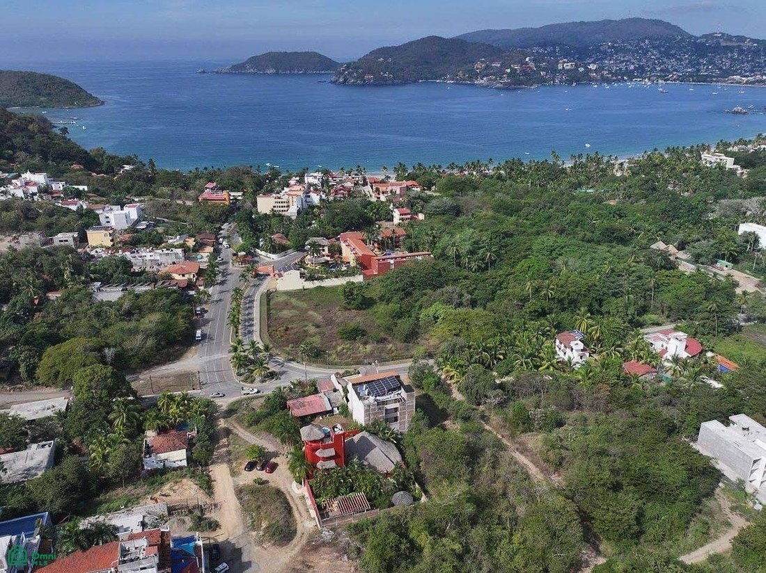 House in Zihuatanejo, Guerrero, Mexico 5 - 18026869