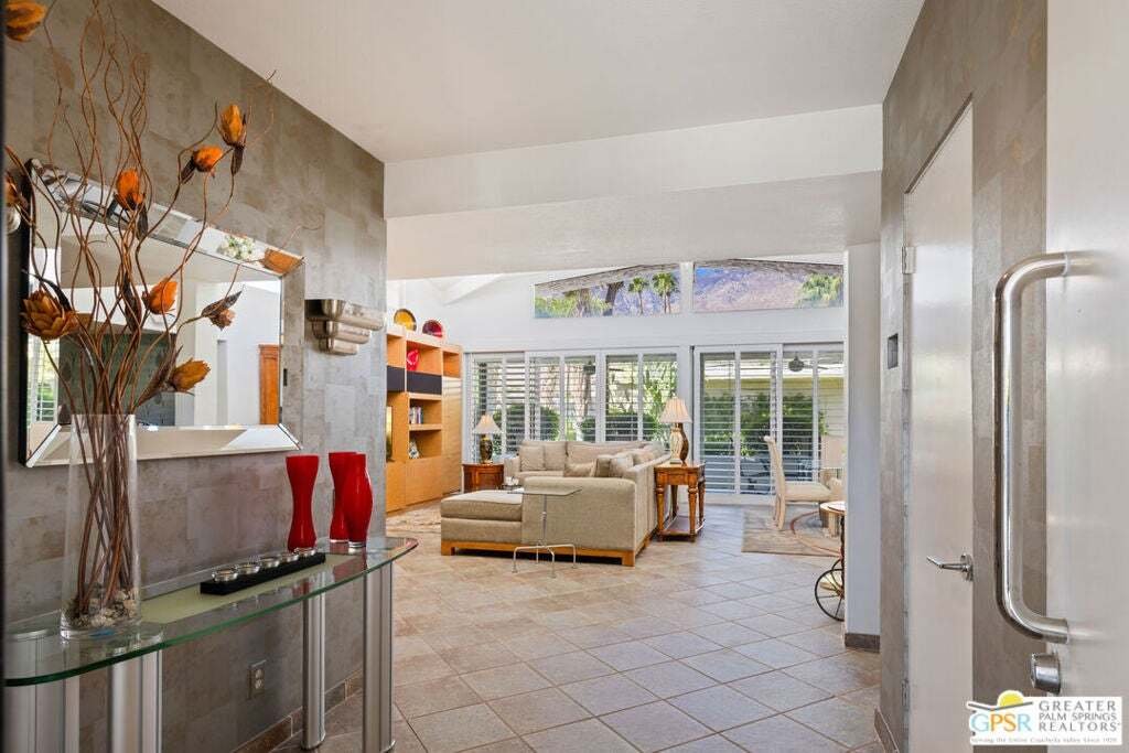 Condo in Palm Springs, California, United States 5 - 18968624