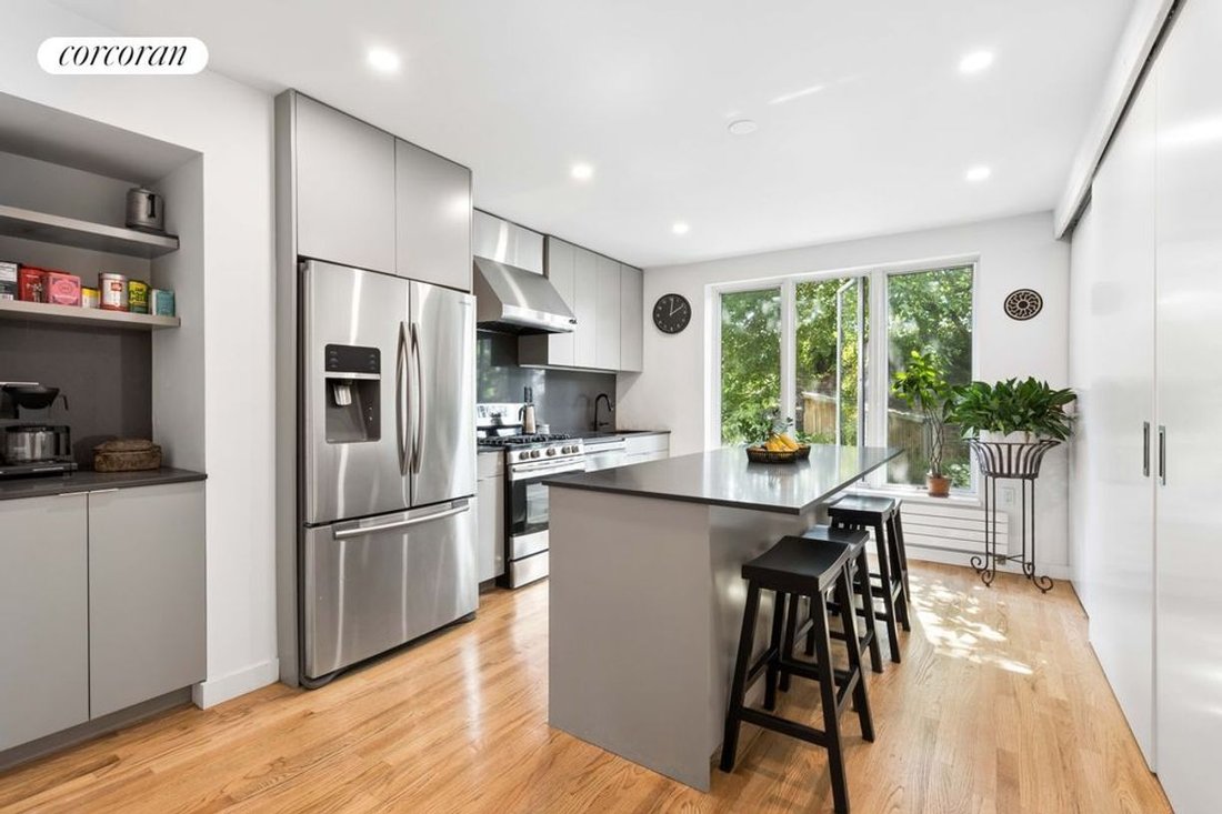 House in New York, New York, United States 4 - 18981132