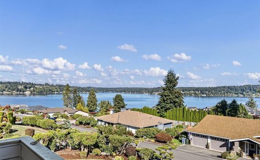 House in Fox Island, Washington, United States 1