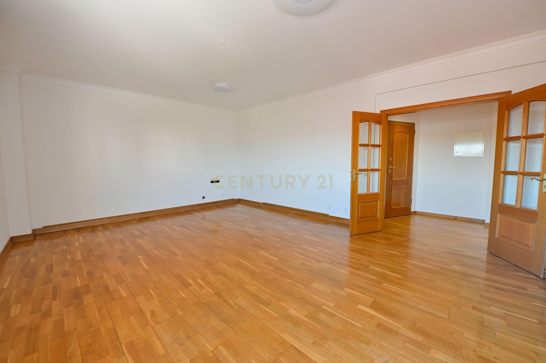 Apartment in Carnide, Lisbon, Portugal 3 - 18970825