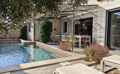Villa in Six-Fours-les-Plages, Provence-Alpes-Côte d'Azur, France 1