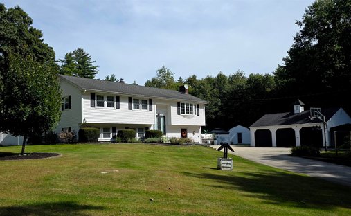 House in Amherst, New Hampshire, United States 1