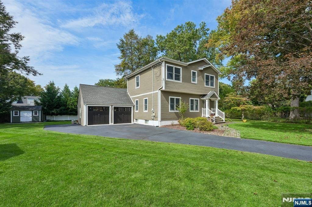 House in New Milford, New Jersey, United States 1 - 18972735