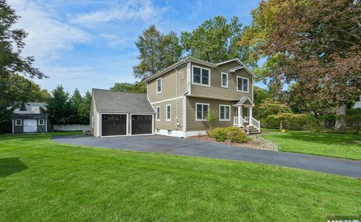 House in New Milford, New Jersey, United States 1