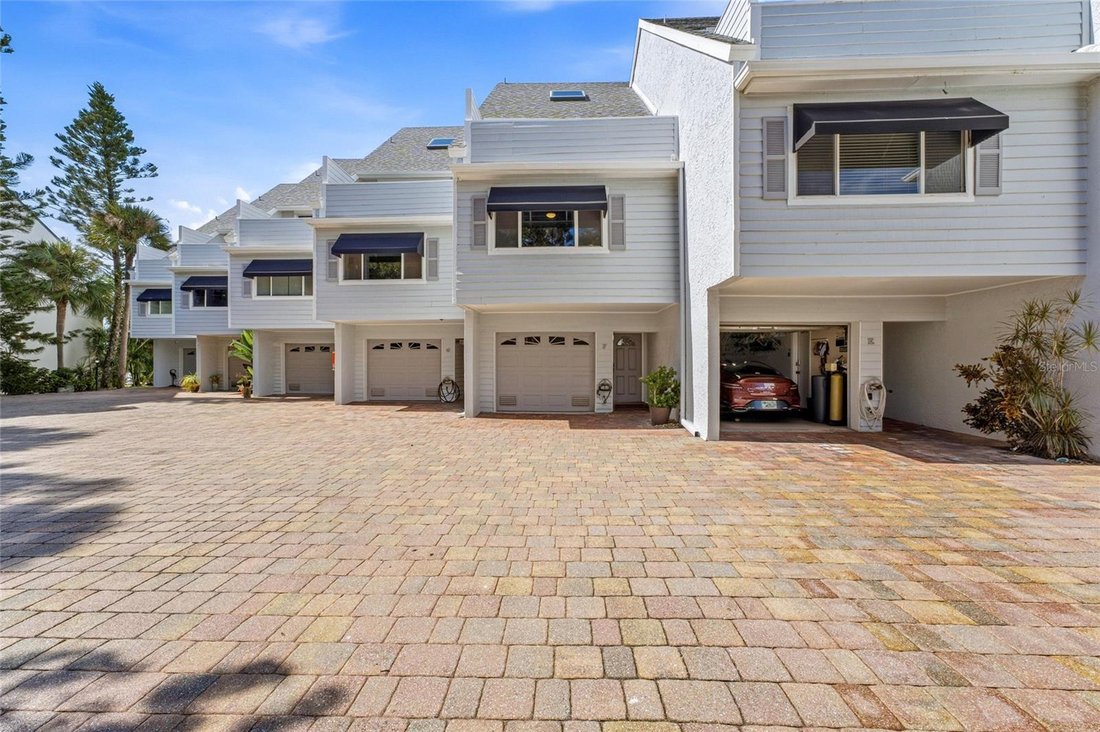 Condo in St. Petersburg, Florida, United States 5 - 18969714