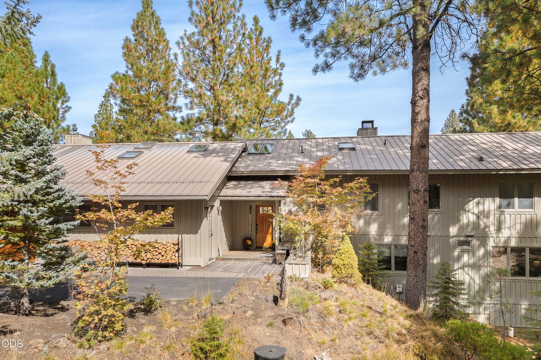 House in Sisters, Oregon, United States 3 - 18969015