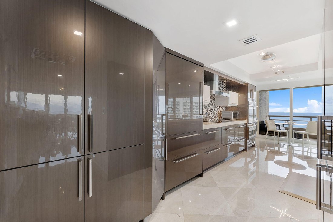 Condo in Boca Raton, Florida, United States 5 - 18973844