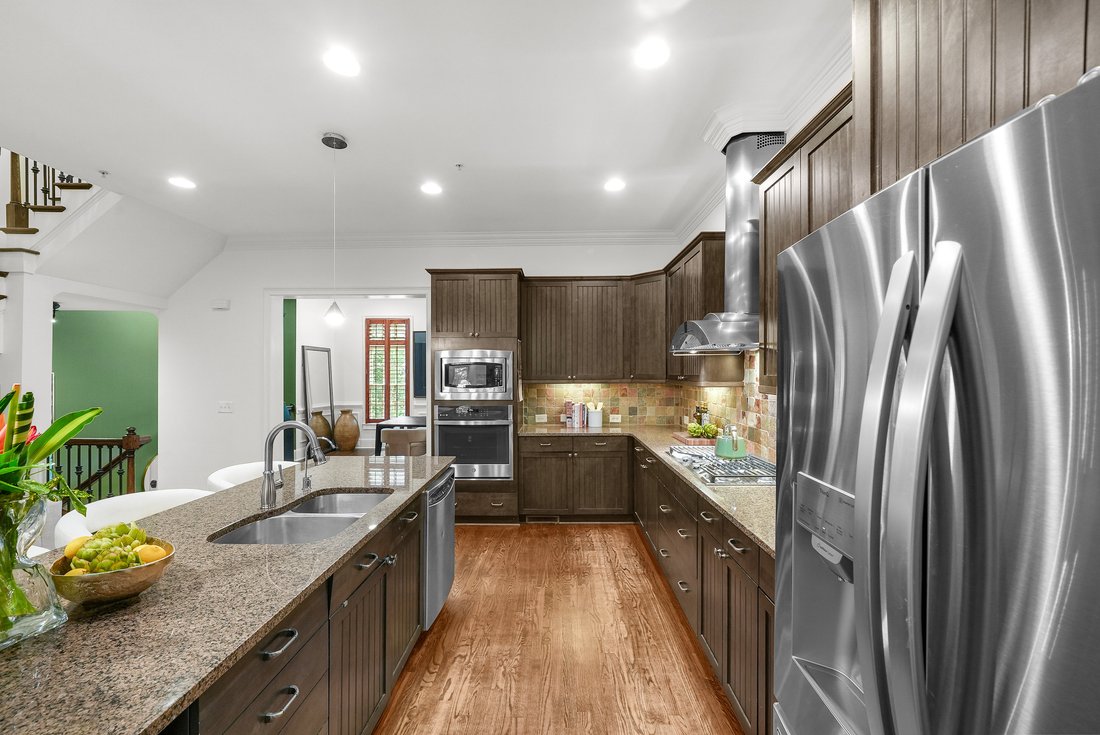 Townhouse in Alpharetta, Georgia, United States 5 - 18974411