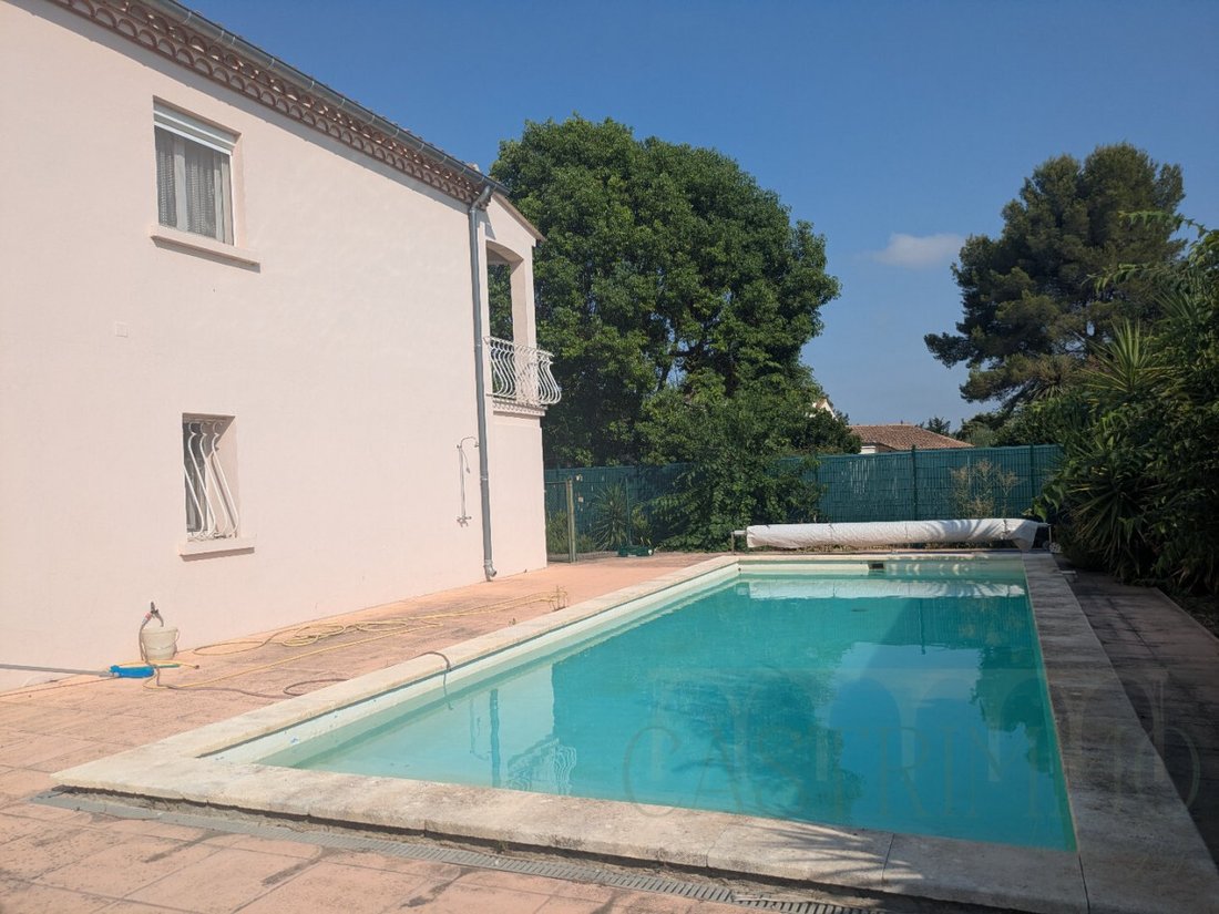 Villa in Centre Ville, Castries, Frankreich 1 - 18752842