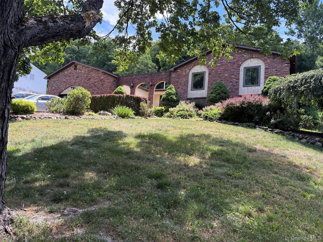 House in Monroe, New York, United States 1 - 18246670