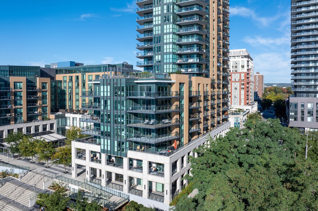 Condo in Burlington, Ontario, Canada 2 - 18974434