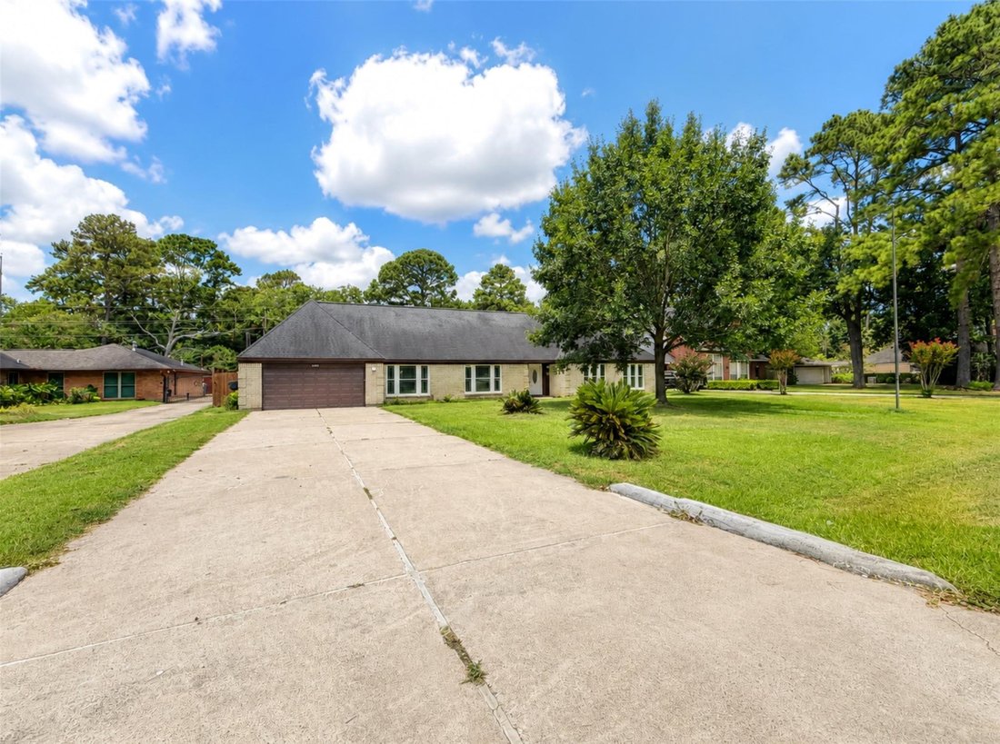House in Houston, Texas, United States 3 - 18964533
