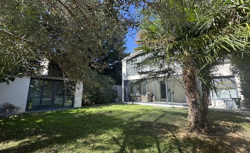 House in Ledru Rollin, Le Perreux-sur-Marne, France 1