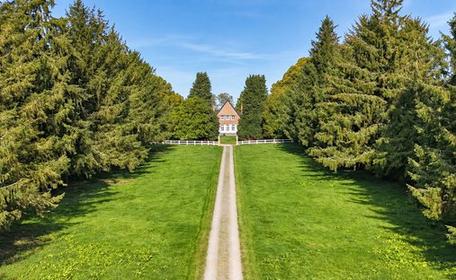 House in Heugleville-sur-Scie, Normandy, France 1