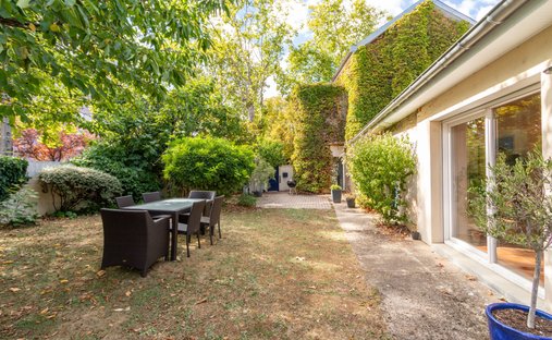 Casa a Grangier, Dijon, Francia 1