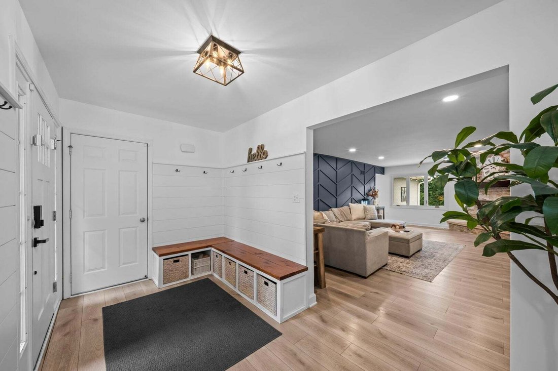House in Arlington Heights, Illinois, United States 3 - 18970269
