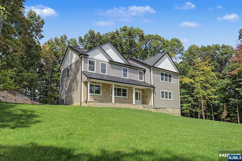 House in Mahwah, New Jersey, United States 2 - 18973863