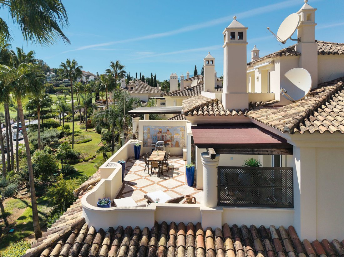 Penthouse in Nueva Andalucia, Marbella, Spain 1 - 13428566