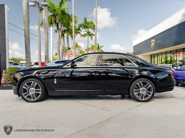 Sedan in Palm Beach, FL, United States 2 - 18966007